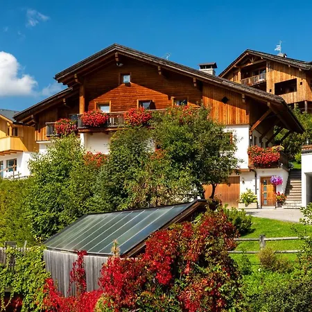 Ciasa Odlana Apartment San Cassiano  Exterior photo